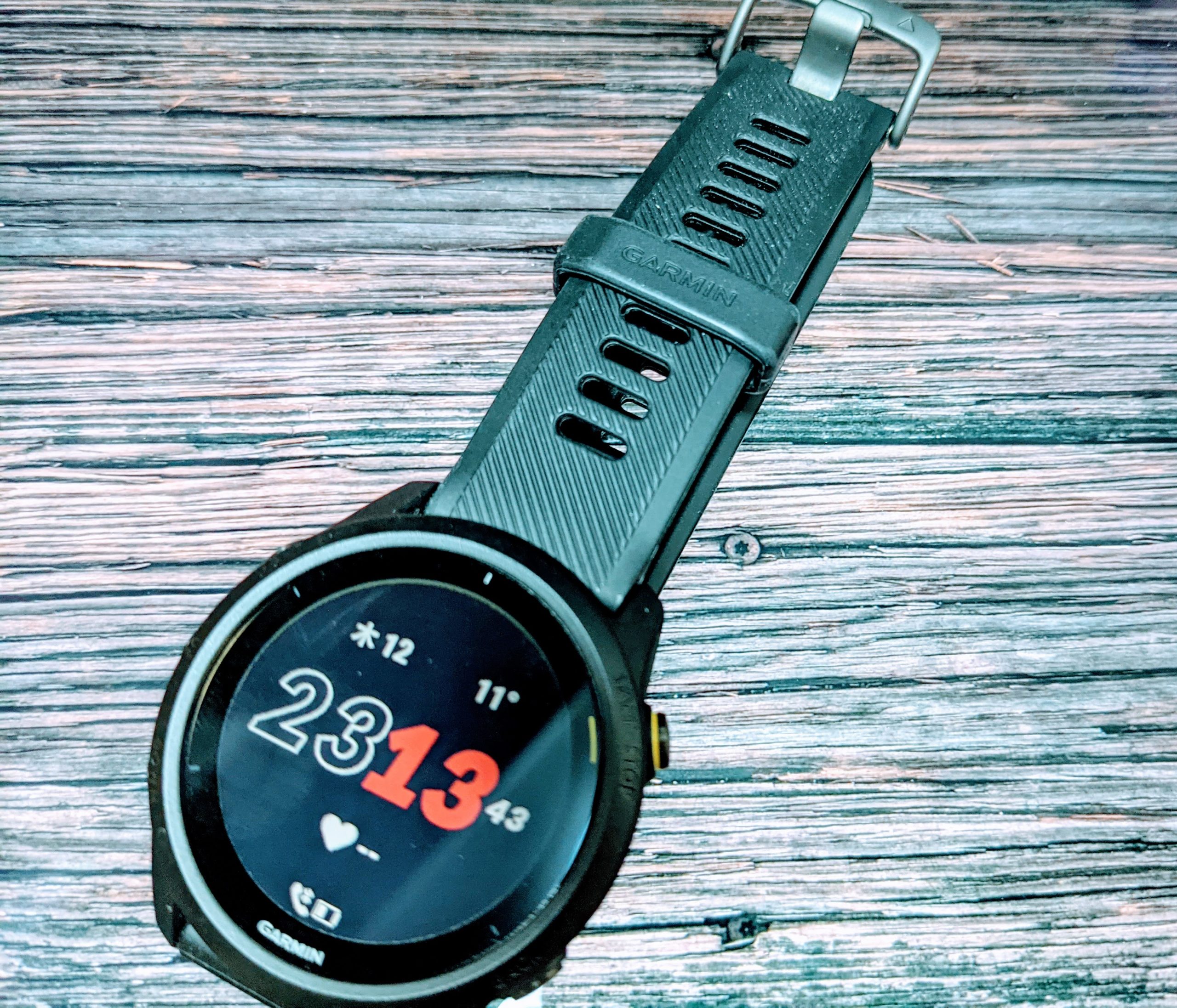 Garmin ForeAthlete 745 smcint.com